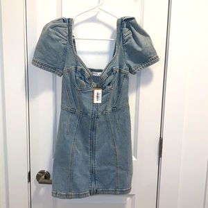 NWT size S (0/2) Denim Daze dress from Vestique